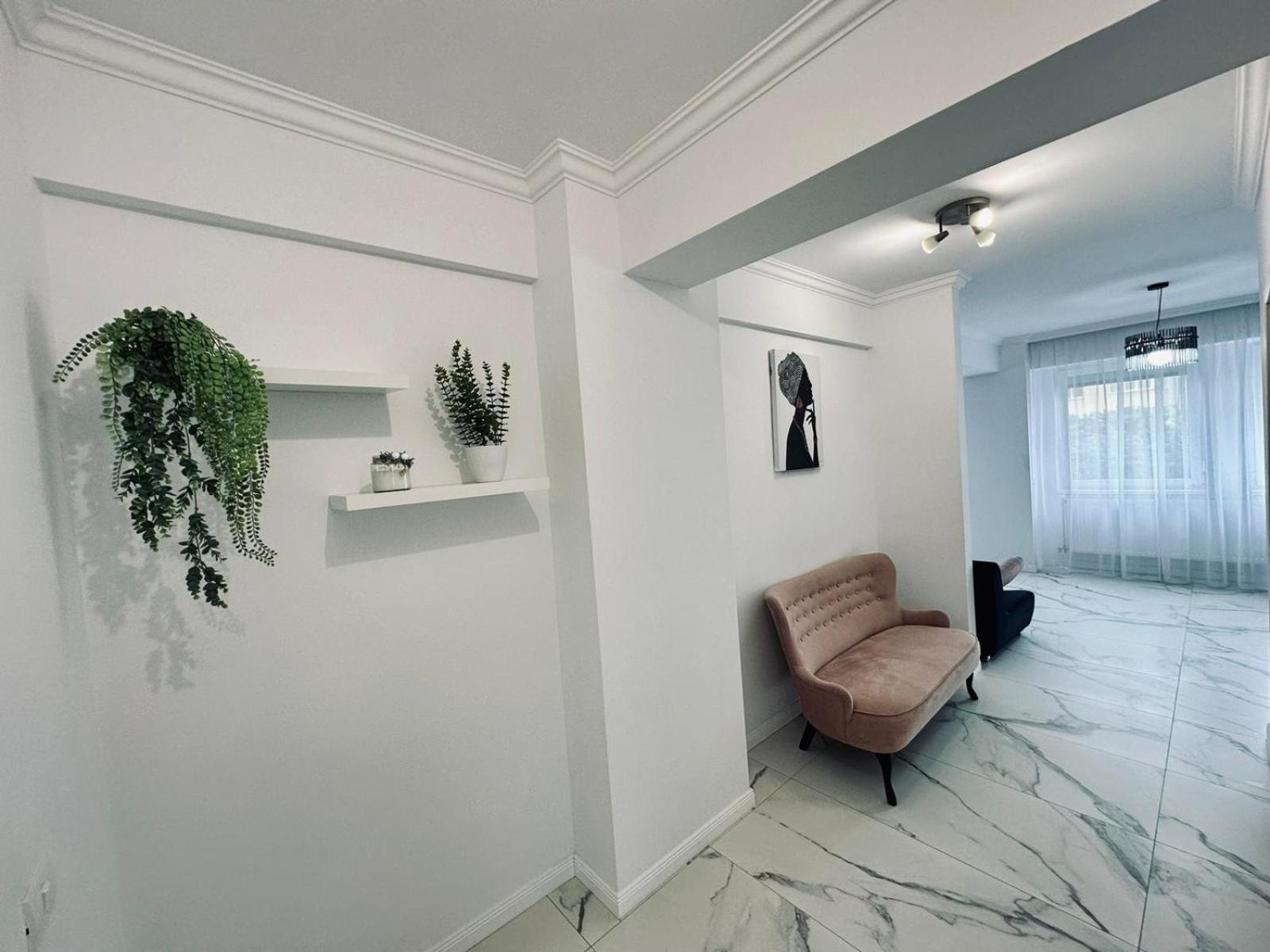 Sofiapartment Oradea Buitenkant foto